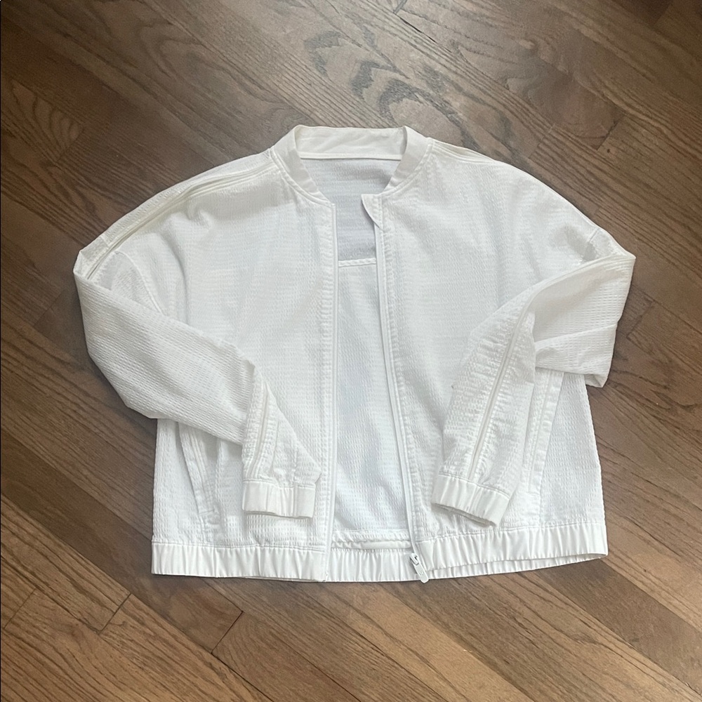 Lululemon Convertible White Textured Jacket